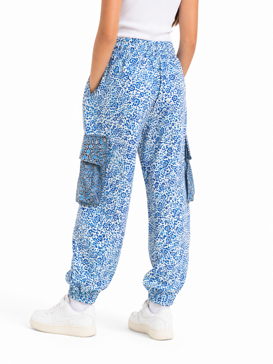 Pantalón cargo estampado floral / Talla 9