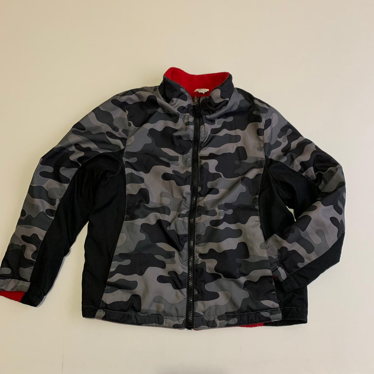 Chaqueta reversible / 6-7 años.
