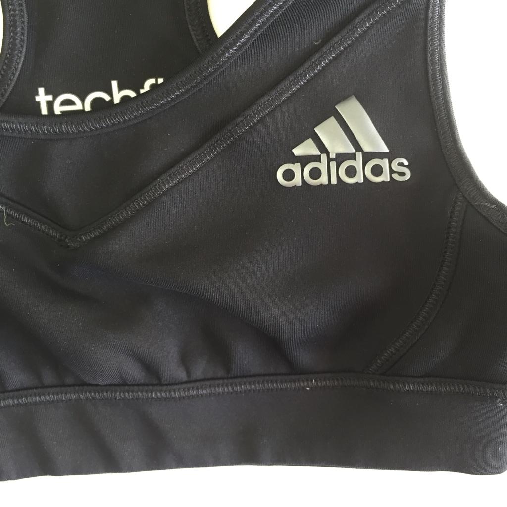 Peto deportivo Adidas / 9-10 años