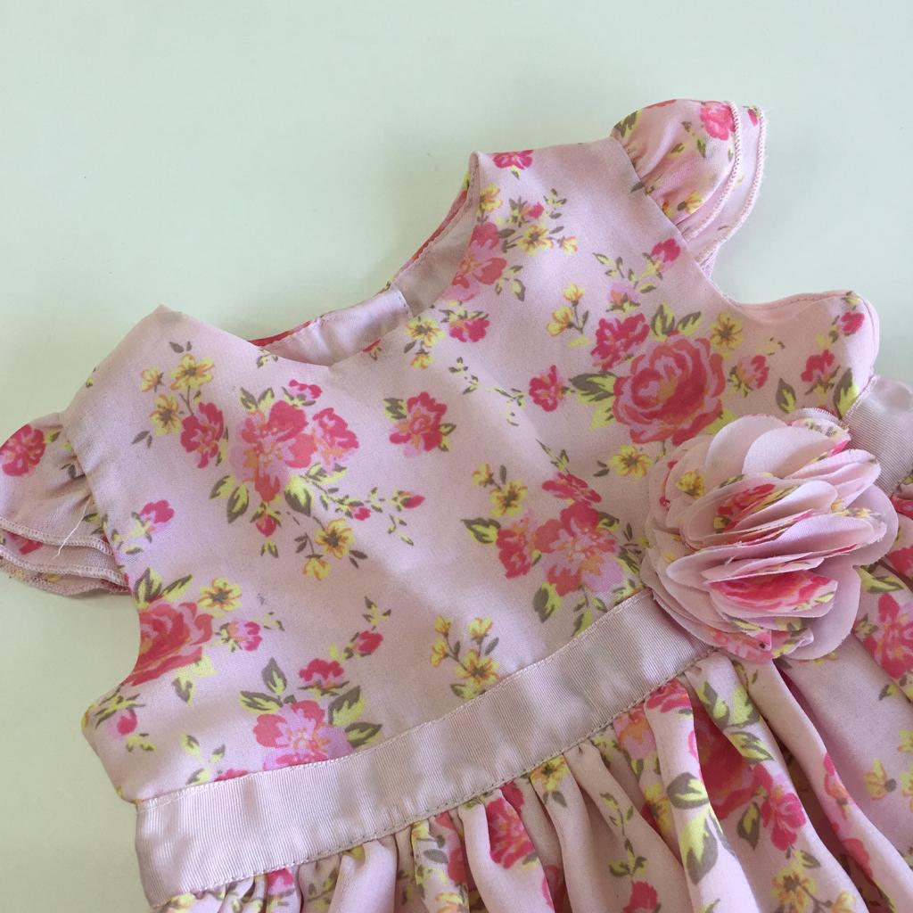 Vestido / 0-3 meses.