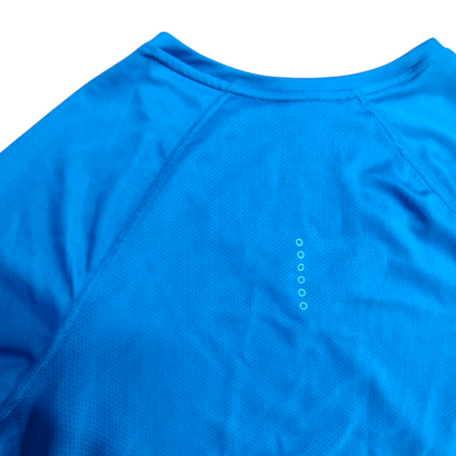 Polera deportiva Nike azul / Talla XS