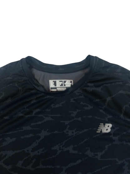 Polera deportiva New Balance / Talla M