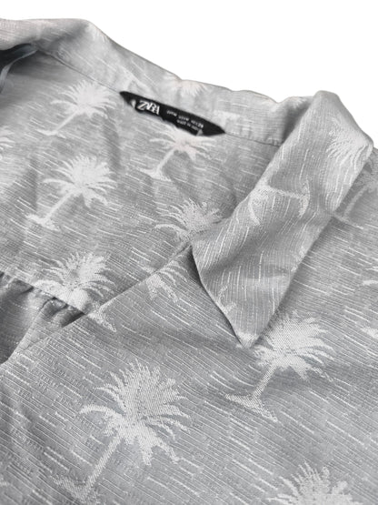 Blusa estampado plmeras / Talla M
