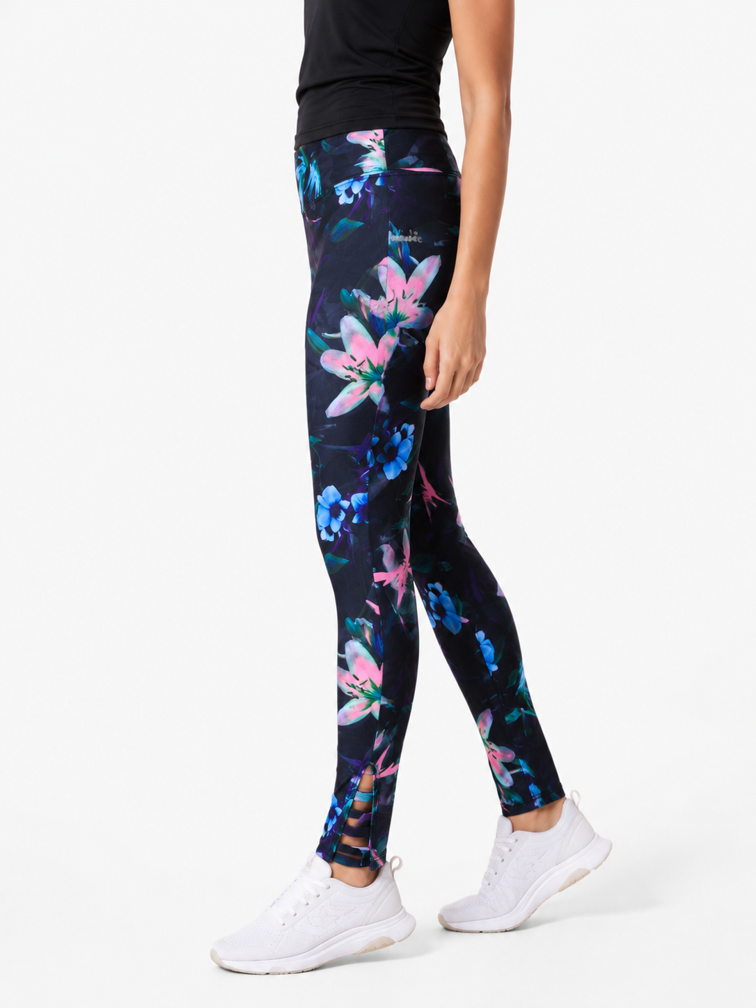 Calza deportiva estampado floral / Talla 14